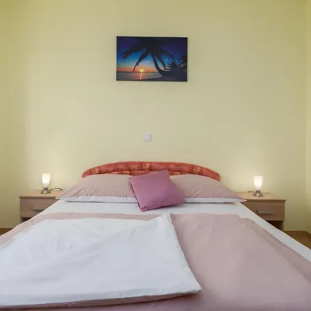 Ruzica-1 Apartment Umag